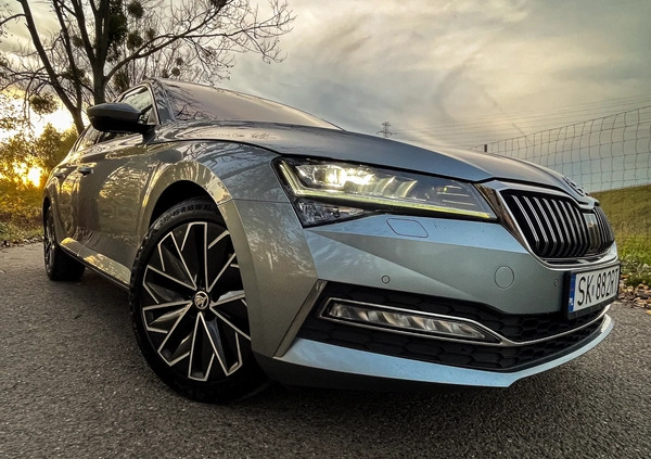 Skoda Superb cena 89900 przebieg: 220000, rok produkcji 2019 z Bytom małe 466